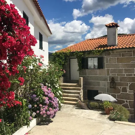 펜션 Casa Do Outeiro