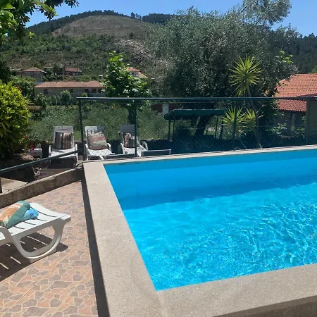 Casa Do Outeiro Сasa de vacaciones *